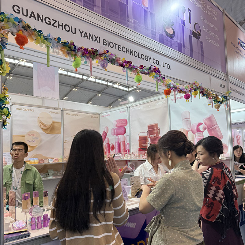 Modern cosmetic manufacturing factory for private label beauty product development